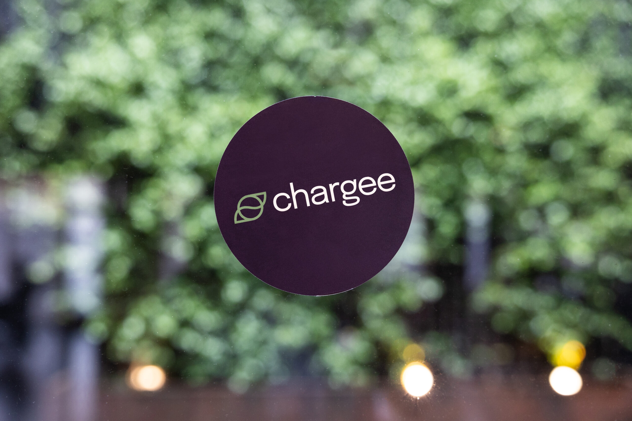 chargee-energie-sticker